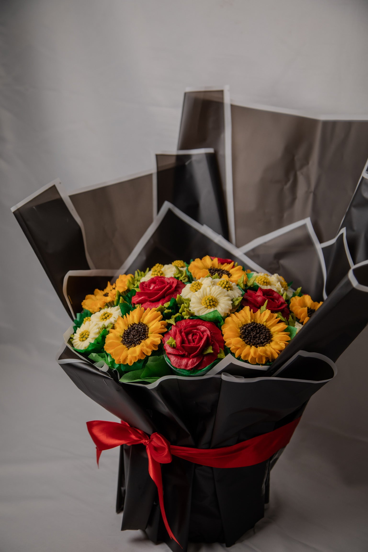 Love & Sunshine Cupcake Bouquet