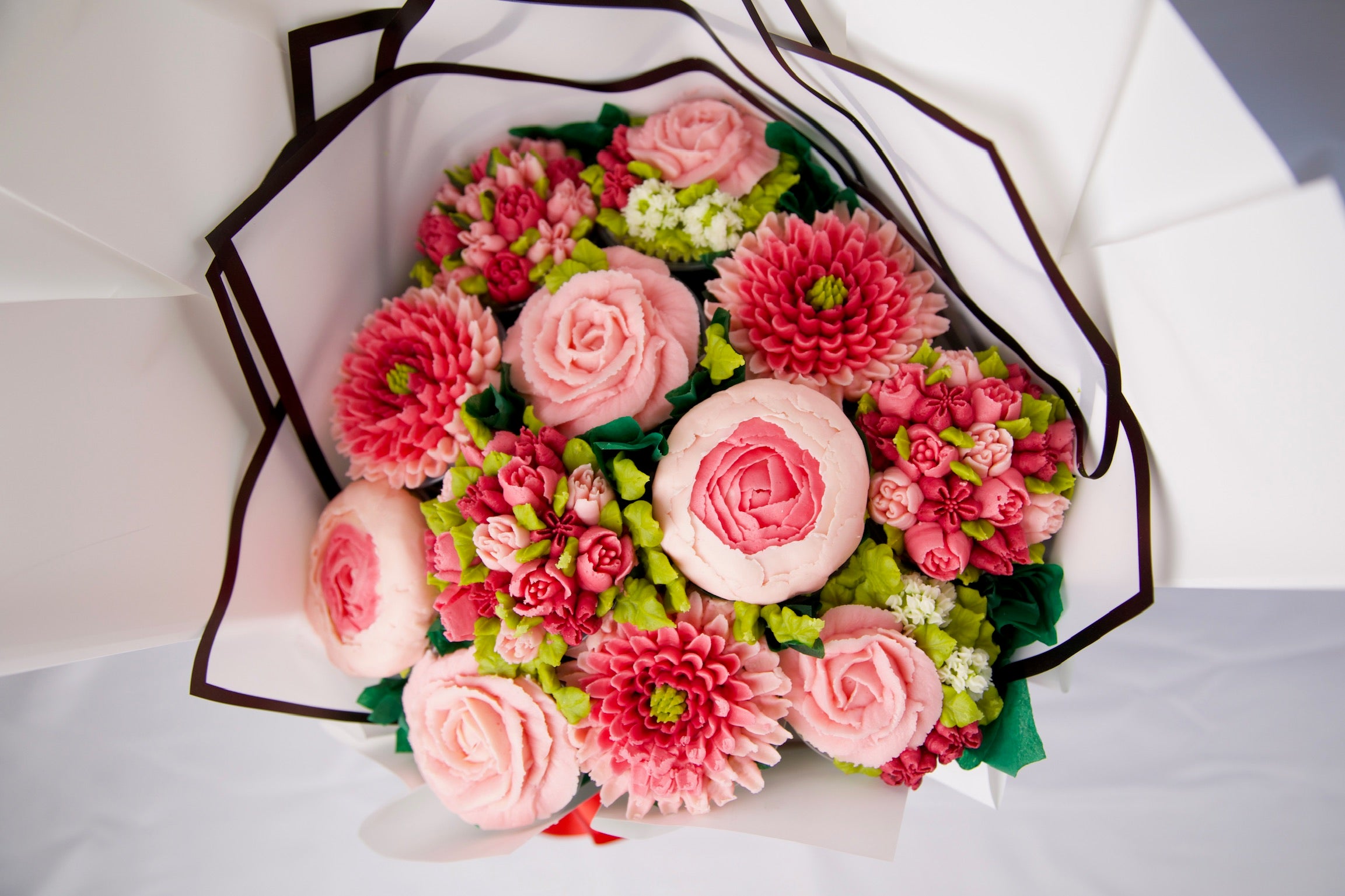 Blush blossoms Cupcake Bouquet